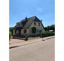 Haus zu verkaufen - 850.000,00&nbsp;EUR Kaufpreis, ca.&nbsp; 160,00&nbsp;m&sup2; in Broderstorf (PLZ: 18184)