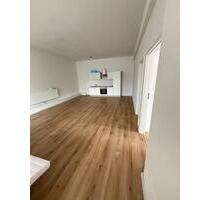 Moderne 2 Zimmerwohnung in Brake- modernisiert & Einbauküche - Brake (Unterweser)