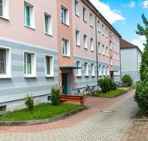 zentral gelegene 2-R-Wohnung mit Balkon in Lucka (Thür.) - W0016