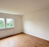 WOHNEN MIT GARTEN – 3-Zi.-EG-Wohnung mit EBK - Wolfsburg Alt-Wolfsburg