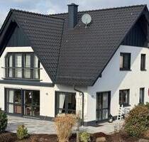 90 m² 3,5 Zimmer Dachgeschosswohnung Altena Kleinendrescheid