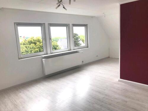 Foto - 3 Zimmer Dachgeschosswohnung - 1.000,00 EUR Kaltmiete,