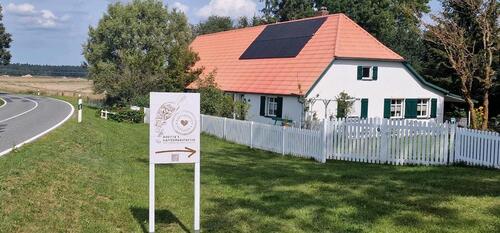 Foto - Bauernhaus in schöner Randlage in Ostseenähe