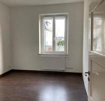 Zimmer in 2er WG - 220,00&nbsp;EUR Kaltmiete, ca.&nbsp; 18,00&nbsp;m&sup2; in Hof (PLZ: 95028) Altstadt