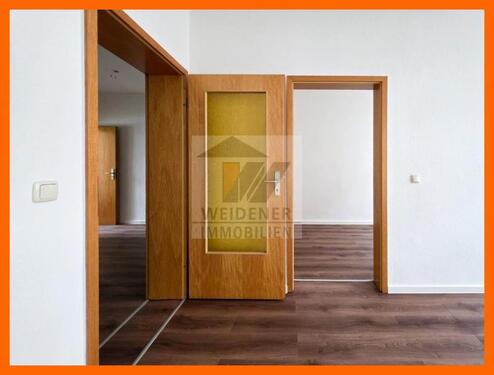 Foto - Modernisierte 2-Raum Wohnung mit Dusche! Neuer Fußboden!