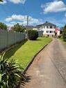 Foto - Kleines Einfamilienhaus mit Garten und Pool