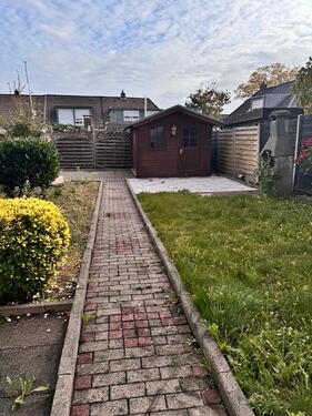 Foto - Helle, kernsanierte 2,5-Zimmer-Wohnung mit Garten