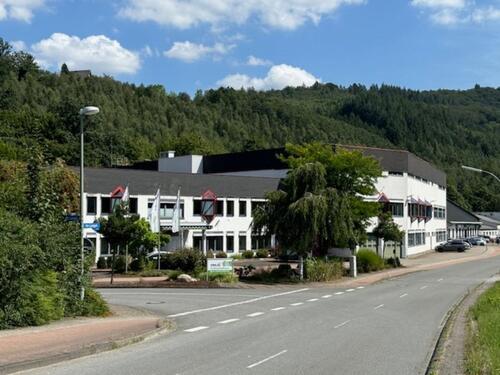 Foto - Lager Büro - 3.500,00 EUR Kaltmiete,