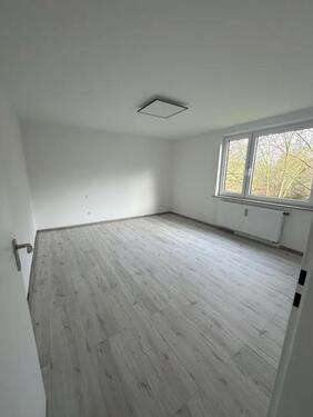 Foto - Sanierte 3 Zimmer Wohnung - Jobcenter ist möglich