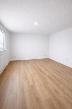 Foto - Hochwertig Kernsanierte 2-Zimmer Wohnung mit Balkon in Freilingen