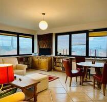 Panoramablick über Hamburg ( 2 Zimmer Wohnung im Mundsburg Tower