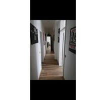 Schöne Wohnung ohne Makler - 209.000,00&nbsp;EUR Kaufpreis, ca.&nbsp; 89,00&nbsp;m&sup2; in Gronau (Westfahlen) (PLZ: 48599)