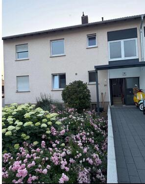 Foto - Viertelhaus mit ca 115 qm Wohnfläche, großer Garten 2 Stellplätze