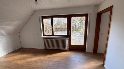 Foto - 4 Zimmer Dachgeschoßwohnung zur Miete in Roßdorf