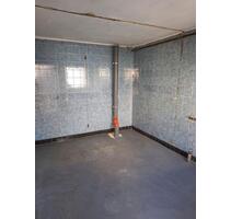 L216: Motorrad Garage, Lagerraum für Fahrzeuge, Zweiräder und Fahrräder zu vermieten. Selbstlager, Stauraum, Selfstorage, Lager. Stellplatz, Kein Lagercontainer, kein Seecontainer - Hamm Berge