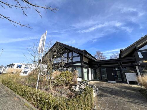 Foto - Großzügiges, helles Bürohaus mit Parkplatz in Lohmar