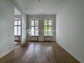 Foto - Helle und großzügig geschnittene 2-Zimmer-Wohnung im Herzen von Wilmersdorf