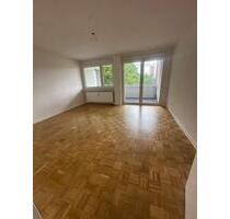 Erstbezug nach Modernisierung: 3-Zimmer Wohnung mit großem Balkon - München Bogenhausen