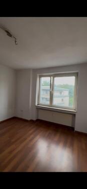 Foto - 1 Zimmer, Küche, Diele, Bad (1.OG)