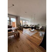 Hochfeld- Großzügige 3-Zimmer-Wohnung (106 m²) mit 450 m² Garten - Schweinfurt Haardt