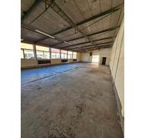 Halle mit 188m² Fläche zu vermieten - Frankfurt am Main Bergen-Enkheim