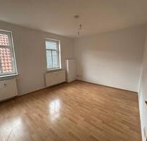 Großzügige 4-Raum Wohnung mit zwei Bädern in Saalfeld! - Saalfeld (Saale)
