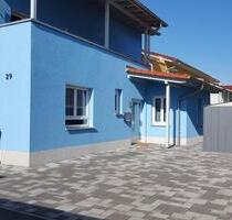 Moderne 3-Zimmer-Erdgeschosswohnung mit zwei Parkplätzen - Lahr (Schwarzwald)