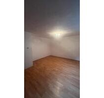 2-Zimmer-Wohnung (Keller) 30 Minuten von Stuttgart - Ebersbach an der Fils