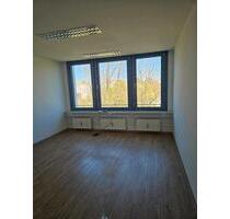 Schönes Büro in Germering - 220,00&nbsp;EUR Kaltmiete, ca.&nbsp; 10,00&nbsp;m&sup2; in Puchheim (PLZ: 82178)