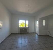Modernisierte 3-Zimmer-Wohnung mit Wintergarten und Wannenbad in Köln-Mülheim