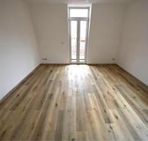 1,5-Zimmer-Penthousewohnung mit Balkon – Nürnberg City 1,5-Zimmer-Penthousewohnung mit Balkon – Nürnberg City