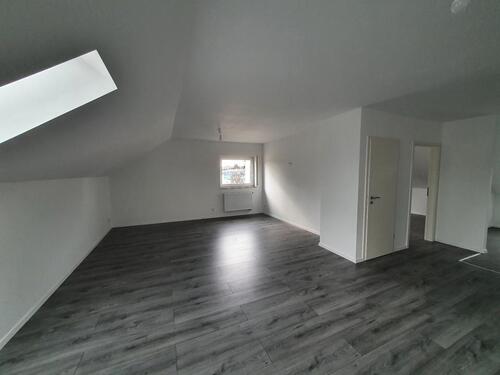 Foto - Etagenwohnung zur Miete in Roßdorf