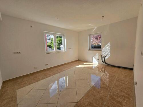 Foto - 5 Zimmer Etagenwohnung zur Miete in Bruchköbel