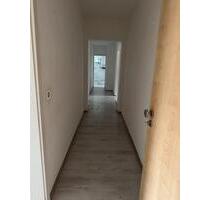 4ZKB Zentrale Lage Brebach - 850,00&nbsp;EUR Kaltmiete, ca.&nbsp; 115,00&nbsp;m&sup2; in Saarbrücken (PLZ: 66111)