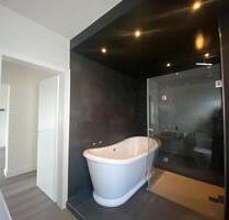 Lichtdurchflutet Grundrenovierte Luxuswohnung in Paderborn-Wewer