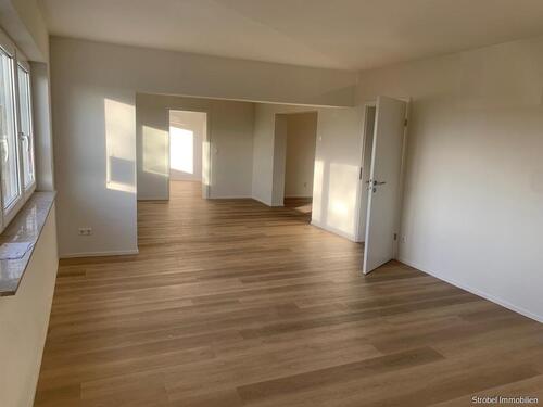 Foto - großzügige 4-Zimmerwohnung ab sofort in Rot am See zu vermieten