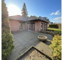 Großzügiges Einfamilienhaus mit Kamin, Sauna, Vollkeller - Norderstedt Garstedt