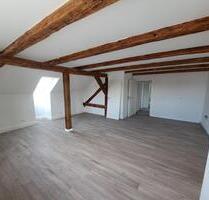 3 Raum Wohnung, STÜLPE, sanierter Altbau, ca. 120m² Vinylboden - Luckenwalde