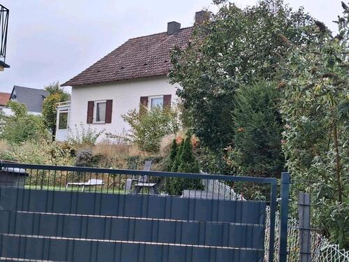 Foto - Wohnhaus, Sanierungsbedürftiges EFH