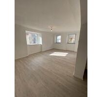 Lichtdurchflutete, moderne 2-Zimmer-Wohnung - Kleinlangheim