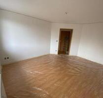 Helle 2-Zimmer-Wohnung mit Stellplatz und Einbauküche - Wandlitz