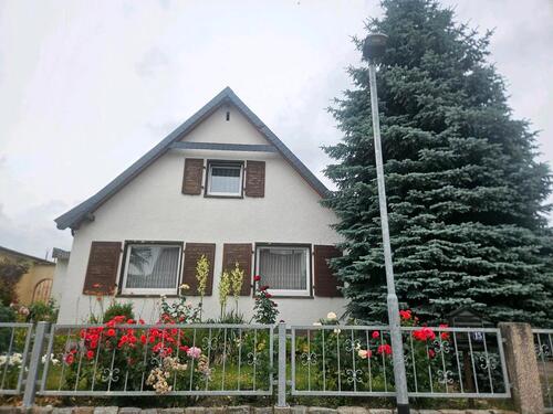 Foto - Einfamilienhaus - 180.000,00&nbsp;EUR Kaufpreis, ca.&nbsp; 180,00&nbsp;m&sup2;