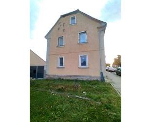 Ein-, Zwei- oder Mehrfamilienhaus in Udestedt