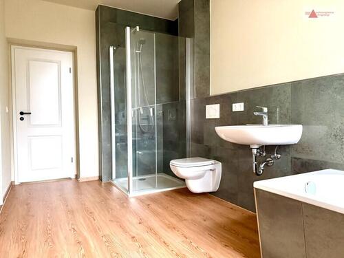 Foto - Alles neu - hochwertig sanierte 2-Raum-Wohnung in ruhiger, zentraler Lage von Annaberg!