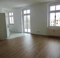 1 - Raum Wohnung mit Balkon und EBK - Chemnitz Kapellenberg
