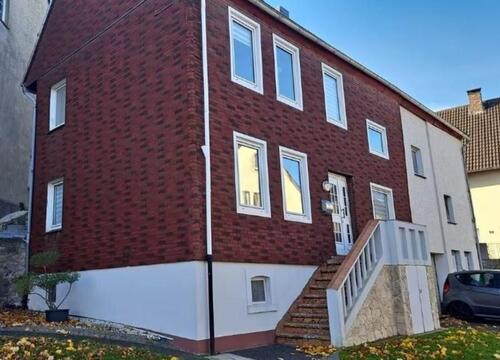 Foto - GROSSES HAUS mit großer Ausbaureserve