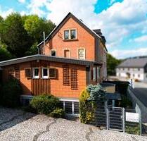 Wohnhaus - Immobilie - Doppelhaus - Gewerberäume - Imbiss - Rosenthal am Rennsteig