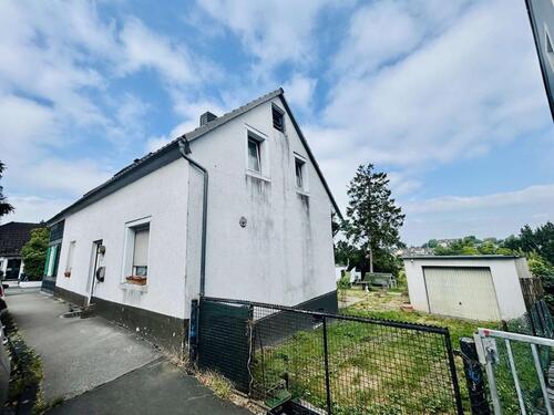 Foto - Haus mit großem Grundstück in Solingen – ruhige Lage