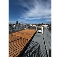 Dachgeschoss mit 3 Terrassen davon eine Aufdachterrasse mit spektakulärem 360-Grad-Rundumblick - Direkt am Boxhagener Platz - - Berlin Friedrichshain-Kreuzberg