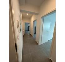 Großzügige 4-Zimmer-Wohnung mit Einfahrt in Stromberg